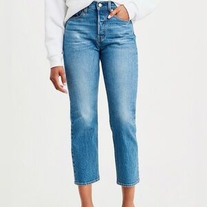 Levi’s Wedgie Straight High-Rise Ankle Jeans